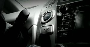 How to keep radio on in keyless car
