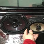 2003 gmc sierra speaker size