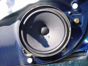 2005 honda civic speaker size